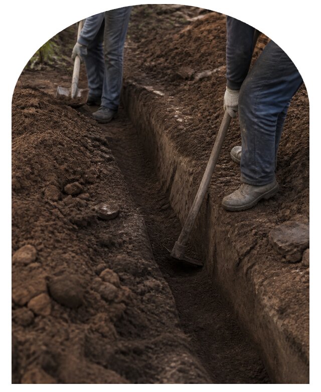 Копка траншеи под коммуникации и кабельные сети в Качканаре